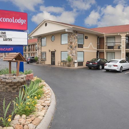 Econo Lodge Sevierville-Pigeon Forge On The River Exteriör bild