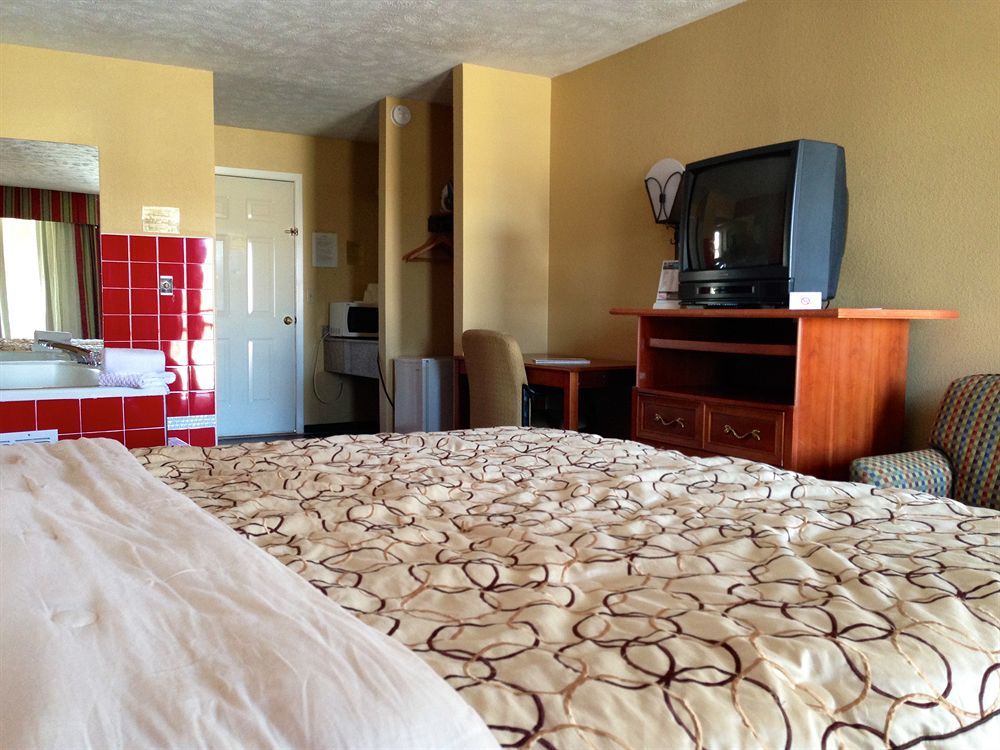 Econo Lodge Sevierville-Pigeon Forge On The River Exteriör bild